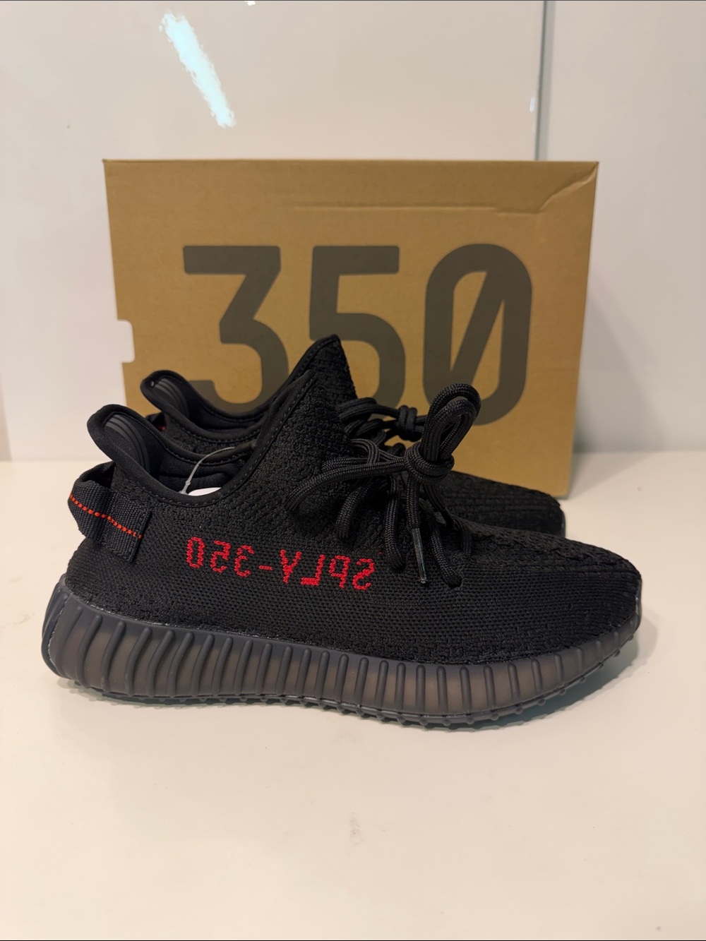 adidas Yeezy Boost 350 V2 Black/Red Sneakers men’s size 8